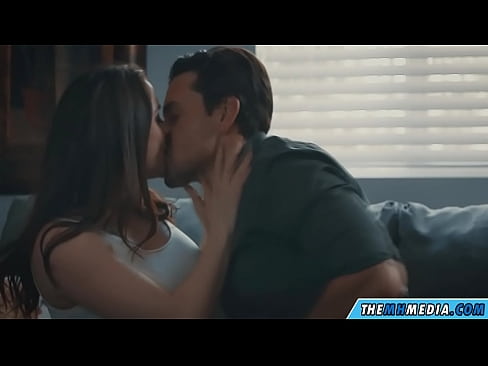 ❤️ 浪漫的性爱,有一个好的胸脯的妈妈 ❤ Porno vk